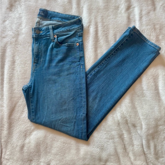 GAP Denim - GAP Women's Blue Straight Leg Jeans